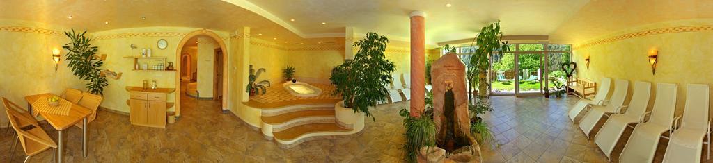 Hotel Jaegerhof San Leonardo in Passiria Esterno foto