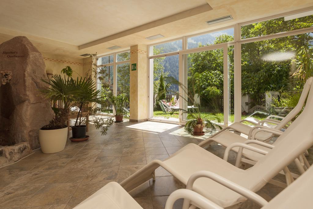 Hotel Jaegerhof San Leonardo in Passiria Esterno foto